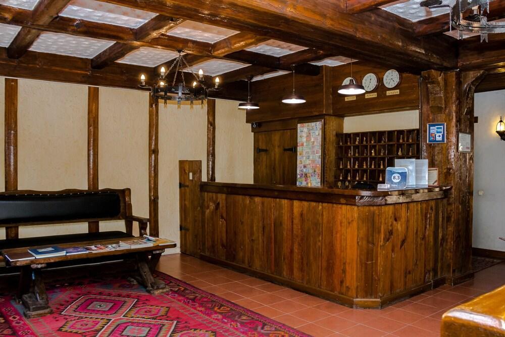Saraishyq Hotel Almaty Exterior foto